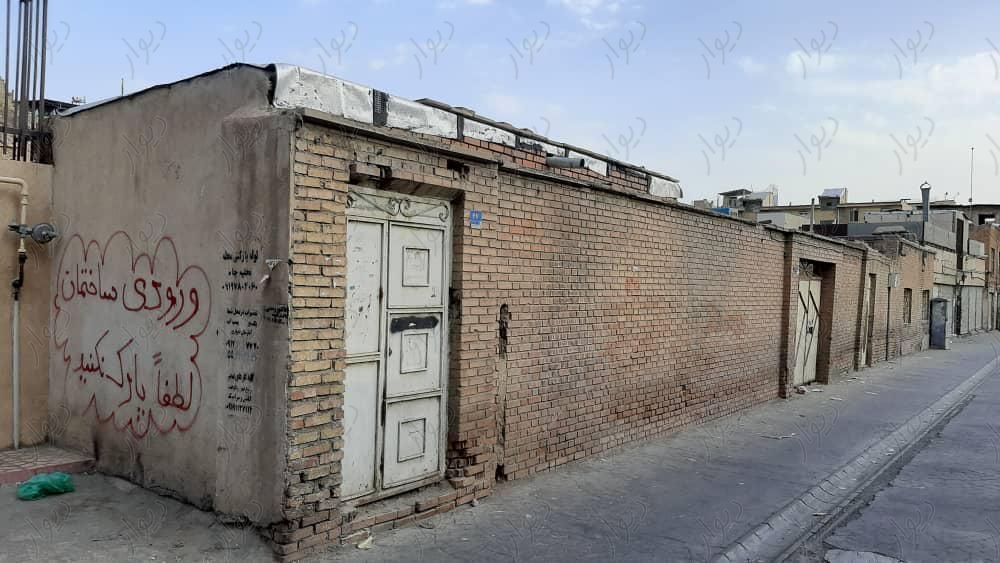 ٢ عدد خانه کلنگى بهم چسبیده با سند جدا|فروش زمین و کلنگی|تهران, پامنار|دیوار
