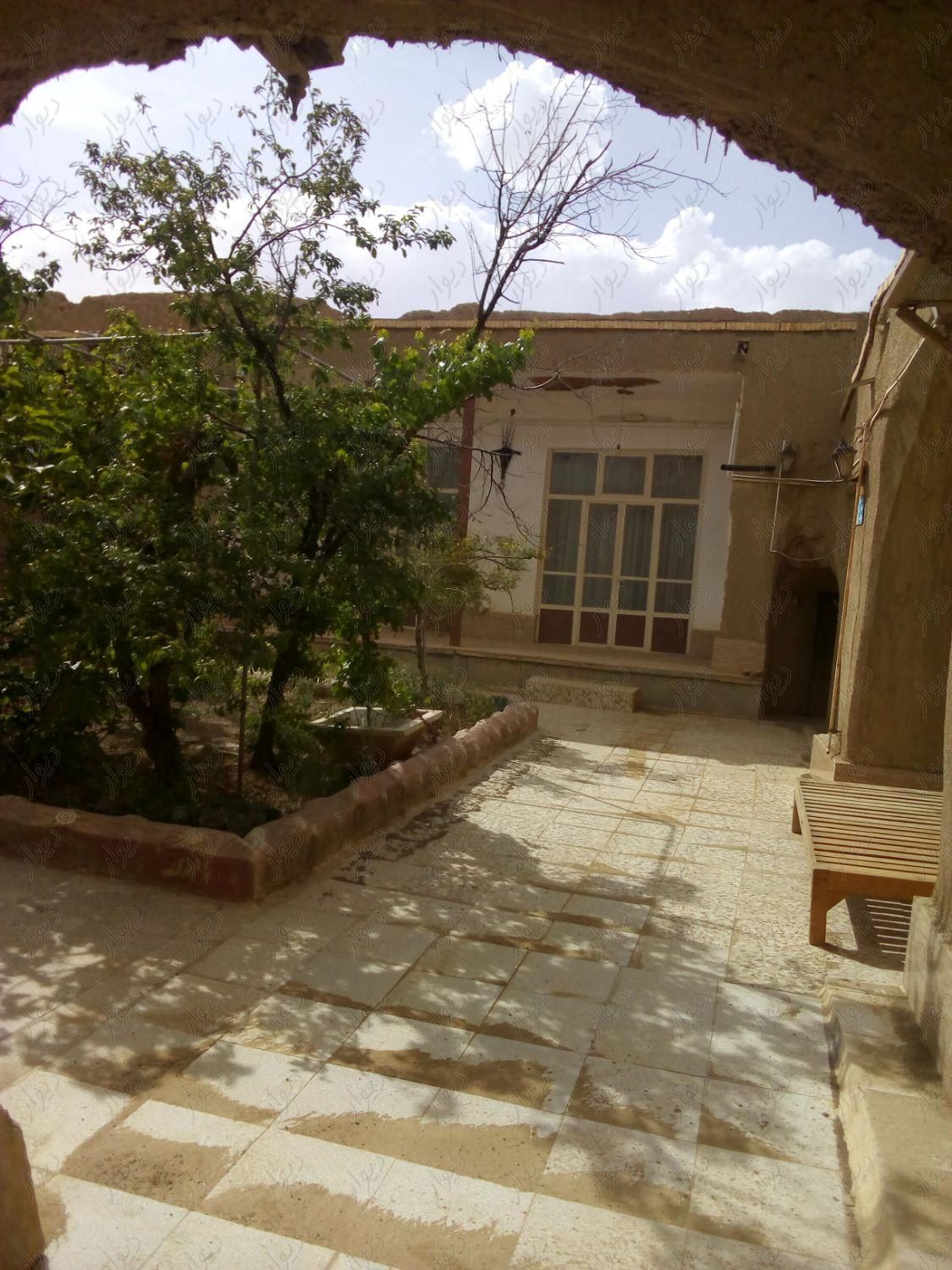 ویلا باغ سنتی|فروش خانه و ویلا|اصفهان, تیران|دیوار