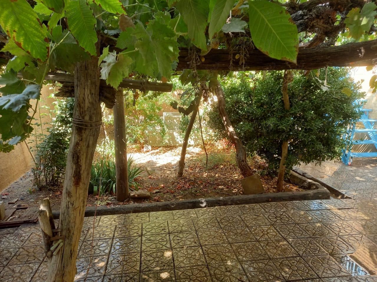 ویلا باغ سنتی بابابزرگ ۲۶۰ متری|فروش خانه و ویلا|اصفهان, تیران|دیوار