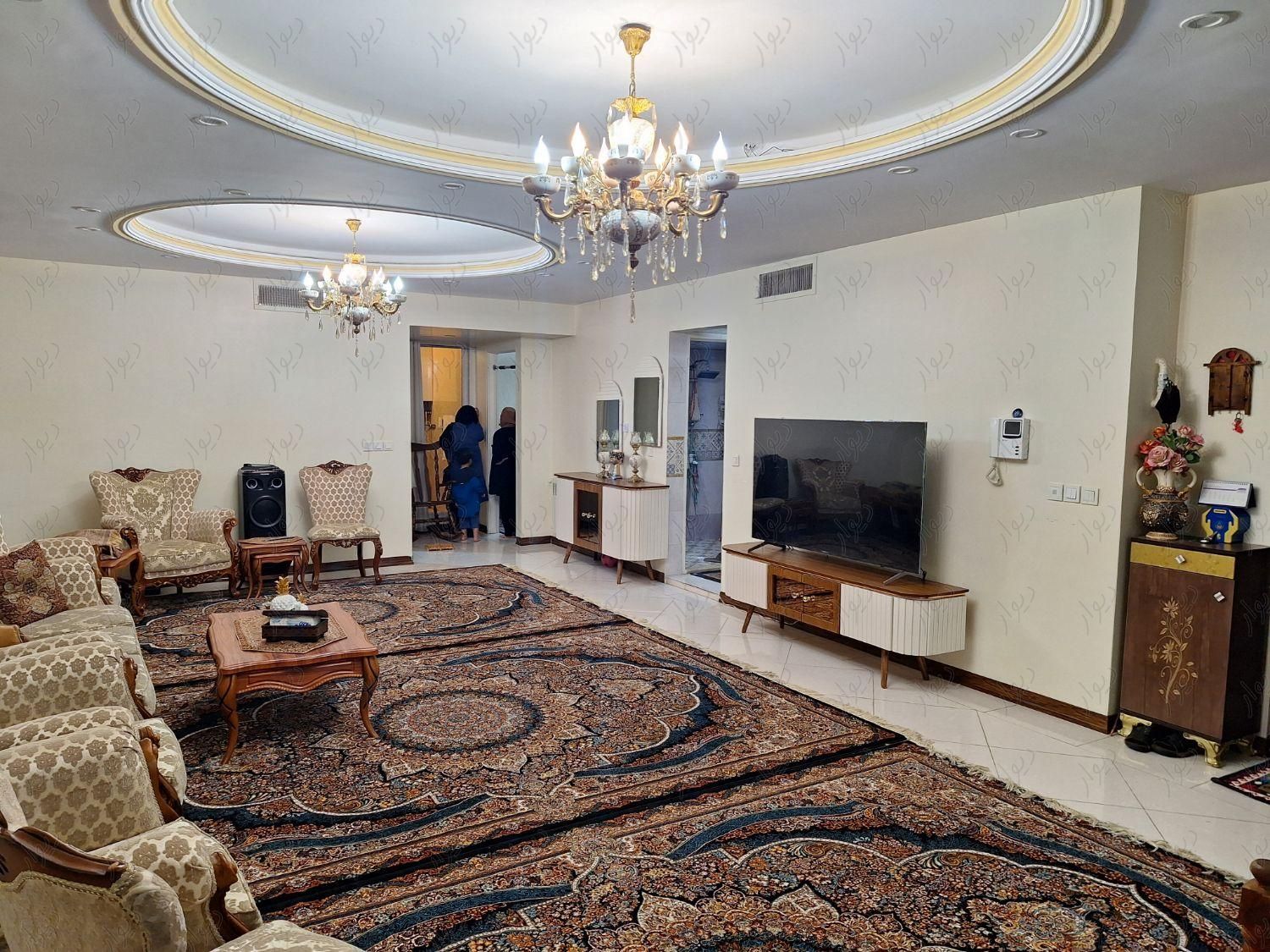 آپارتمان ۱۱۰ متری/ تک واحدی|اجارهٔ آپارتمان|تهران, مهرآباد جنوبی|دیوار