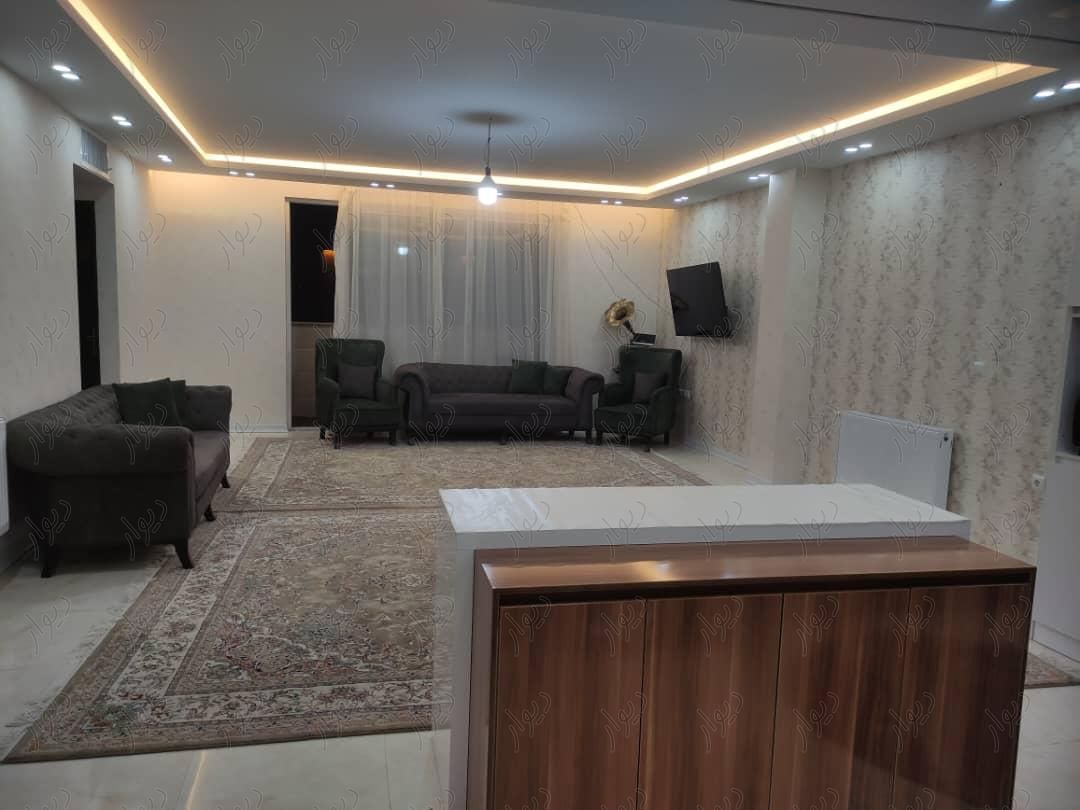تمیز و شیک می باشد|فروش آپارتمان|اصفهان, بهارستان|دیوار