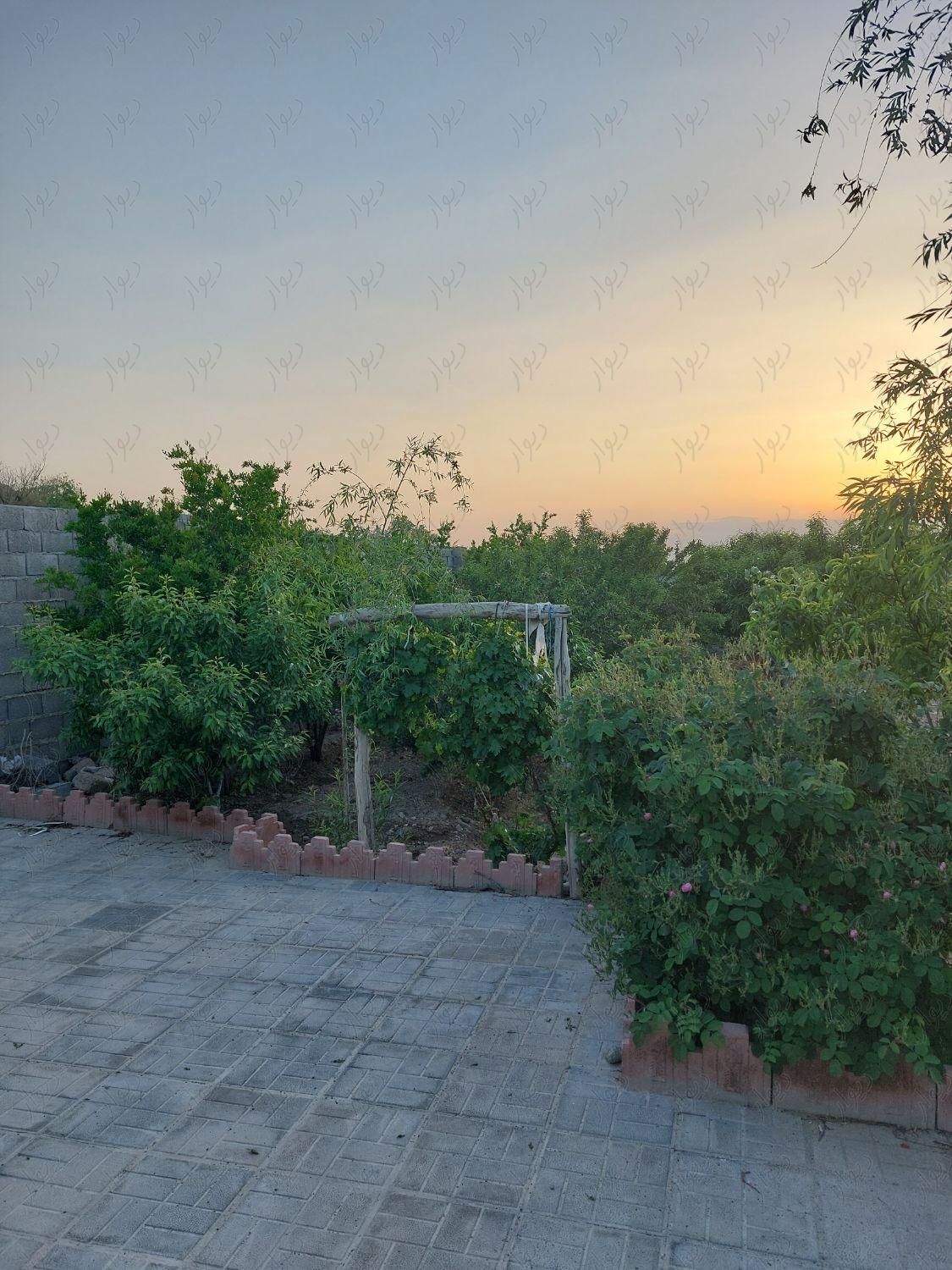 باغ ۶۵۰ متری روبه روی کارخونه نسوز|فروش خانه و ویلا|اصفهان, مبارکه|دیوار