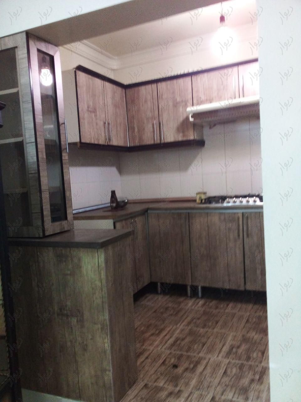 دو طبقه کاملا مستقل آشپزخانه حمام و شروطس بهداشتی|فروش خانه و ویلا|تهران, جلیلی|دیوار