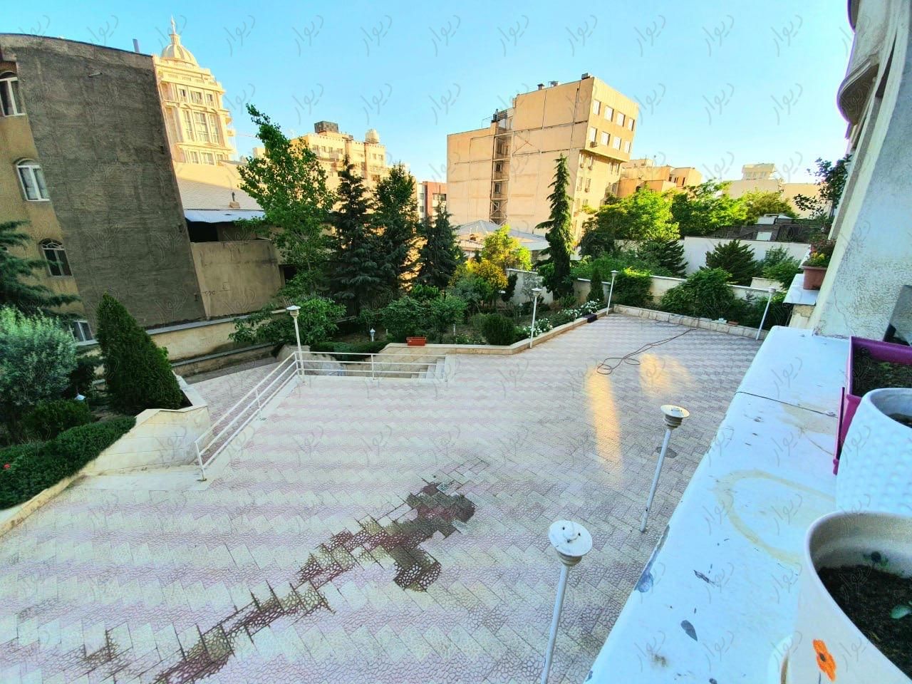 ولنجک ویلا باغ مناسب سکونت و کار|اجارهٔ خانه و ویلا|تهران, ولنجک|دیوار