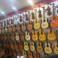 گیتار پیشرفته تمام چوب خارجی|گیتار، بیس و امپلیفایر|شیراز, وصال|دیوار