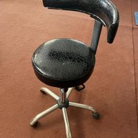 صندلی تابوره رویه چرمی|صندلی و نیمکت|شاهرود, |دیوار