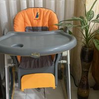 صندلی غذای کودک سالم و نو|تخت و صندلی بچه|قائم‌شهر, |دیوار