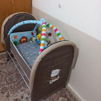 گهواره و تخت نوزاد در حد نو|تخت و سرویس خواب|قوچان, |دیوار