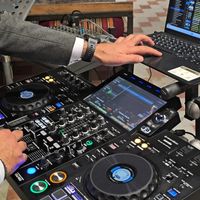 دیجی dj مراسم عروسی، تولد، دورهمی، جشن|خدمات پذیرایی، مراسم|تهران, هاشمی|دیوار