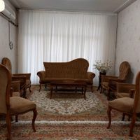 مبل کلاسیک ۹ نفره به همراه میز جلو مبلی|مبلمان خانگی و میزعسلی|تهران, سهروردی|دیوار