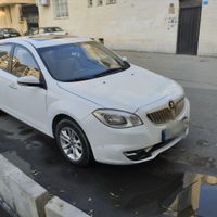 برلیانس H330 اتوماتیک 1500cc، مدل ۱۳۹۶|خودرو سواری و وانت|تهران, اکباتان|دیوار