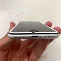 اپل iPhone SE (2020) با حافظهٔ ۱۲۸ گیگابایت|موبایل|مشهد, طبرسی|دیوار
