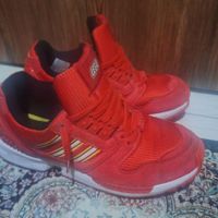 لگو قرمز سایز ۴۱ zx|کیف، کفش، کمربند|تهران, دولتخواه|دیوار