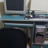 میز گامپیو تر با گامپیوتر باهم|رایانه رومیزی|آمل, |دیوار
