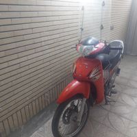 موتور پیشرو ۱۲۵ تمیز|موتورسیکلت|اصفهان, بیست و چهار متری|دیوار