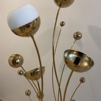 اباژور کنار سالنی طلایی و سفید|چراغ خواب و آباژور|تهران, شهرک کوهسار|دیوار