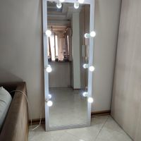 آینه چراغ دار|آینه|تهران, ارامنه|دیوار