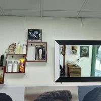 ویترین و آیینه ارایشگاه|آرایشگاه و سالن‌های زیبایی|صباشهر, |دیوار