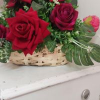 گل مصنوعی همراه با گلدان سنگی شیک|گل مصنوعی|مشهد, مصطفی خمینی|دیوار