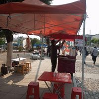 چتر و چرخ|کافی‌شاپ و رستوران|تهران, میدان ولیعصر|دیوار