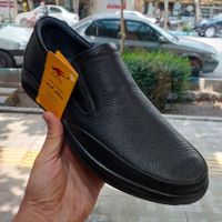 کفش فرزین (اصل)|کیف، کفش و کمربند|اصفهان, قلعه طبره|دیوار
