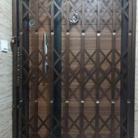 ساخت تخصصی انواع درب اکاردیونی (کشویی)حفاظ پنجره|خدمات پیشه و مهارت|مشهد, صیاد شیرازی|دیوار