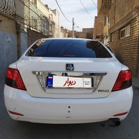 آریو اتوماتیک 1600cc، مدل ۱۳۹۶|سواری و وانت|اصفهان, زینبیه|دیوار