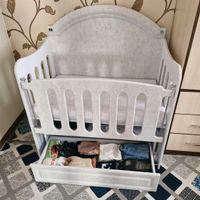 تخت خواب چوبی بچه هم ثابت هم متحرک در حد نو|اسباب و اثاث بچه|تهران, خانی‌آباد نو|دیوار