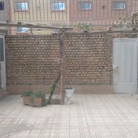 همکف دو کله حیاط دار|اجارهٔ خانه و ویلا|اصفهان, ارغوانیه|دیوار