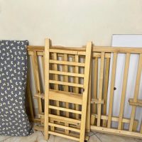 گهواره و تخت کنار مادر چوبی ترک|تخت و صندلی بچه|تهران, جنت‌آباد مرکزی|دیوار