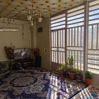 منزل دو طبقه مستقل واقع در خیابان شیخ روزبهان|اجارهٔ خانه و ویلا|شیراز, بالا کفت|دیوار
