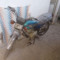 هندا۸۴ مزاعده|موتورسیکلت|ساری, |دیوار