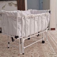 دو عدد تخت خواب کودک کنار مادر|تخت و صندلی بچه|تهران, خانی‌آباد نو|دیوار
