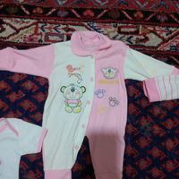 لباس نوزادی وزیر دکمه ای|کفش و لباس بچه|مشهد, محله هنرستان|دیوار