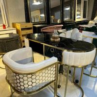 تجهیزات آرایشگاهی (آینه کنسول) (میز ناخن)|آرایشگاه و سالن‌های زیبایی|اصفهان, ناصرخسرو|دیوار