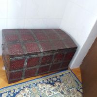 صندوق وبخاری