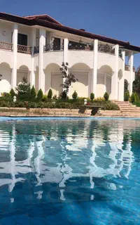 باغ و تالار عمارت عروسی بله برون تولد