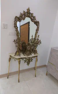 خریدار و فروش اینه و شمعدان برنزی