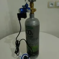 کپسولco2ومانومتر شیر برقی|ماهی|زنجان, |دیوار