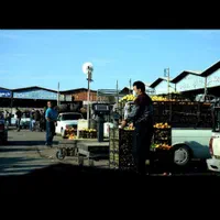 حجره ۳ متری بهمراه امتیاز پشت میدان تره بار