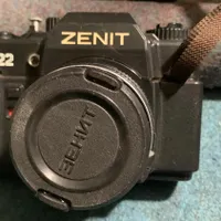 Zenitدوربین آنالوگ عکاسی.