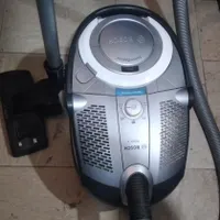 جاروبرقی بوش آلمان ۲۲۰۰وات کاملا درحدنو|جاروبرقی، جارو شارژی، بخارشو|تهران, شاهین|دیوار