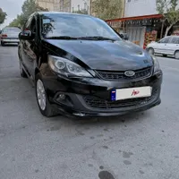 امویام 315 هاچبک اسپرت لاکچری، مدل ۱۳۹۵