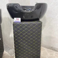 سرشور آرایشگاهی مدل ایستاده