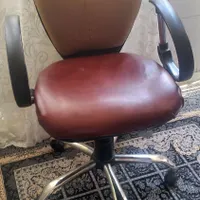 صندلی چرخ دار محکم و قابل استفاده