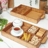 استند چوبی