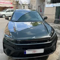 کی‌ام‌سی J7، مدل ۱۴۰۲