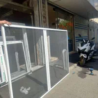 پرده تــور پلیس برای جلوگیری از حشره و پشه