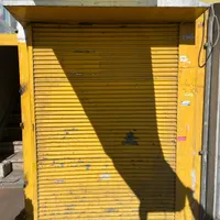 سر قفلی یک باب مغازه در چهل و پنج متری زرند