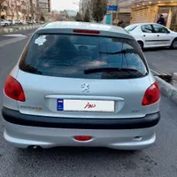 پژو206تیپ۲،مدل ۱۳۹۹،نقره ای، دریچه گاز سیمی|خودرو سواری و وانت|قم, بلوار امین و ساحلی|دیوار